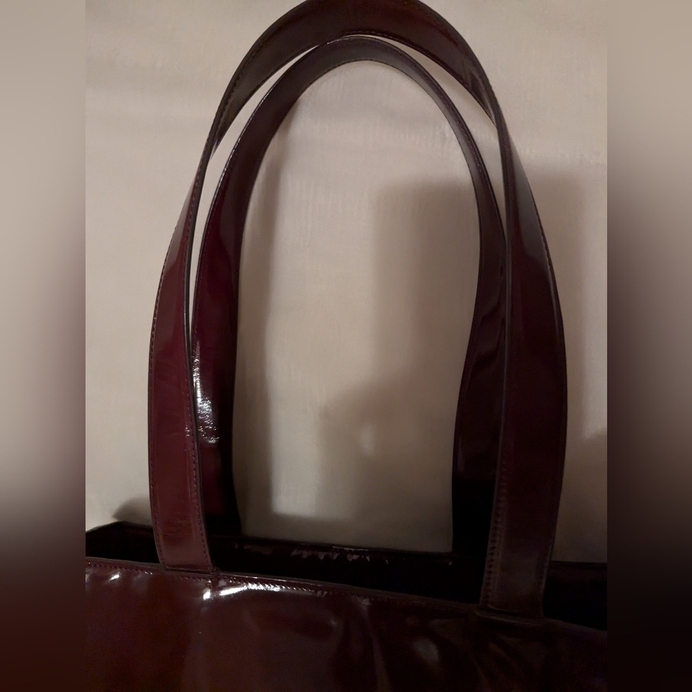 CHANEL Patent Leather Tote Eggplant Purple Made in France with COA VGUC - Picture 4 of 16